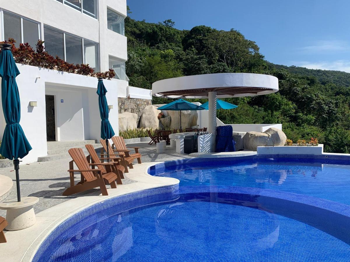 La De Almudena * Acapulco