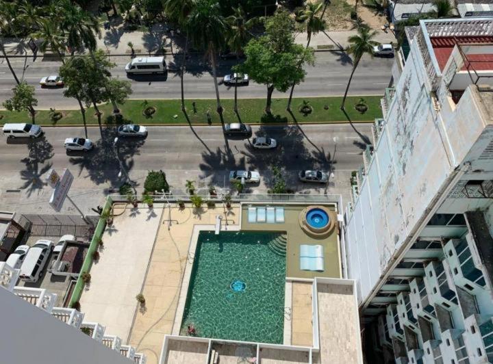 Condominio Twin Towers
