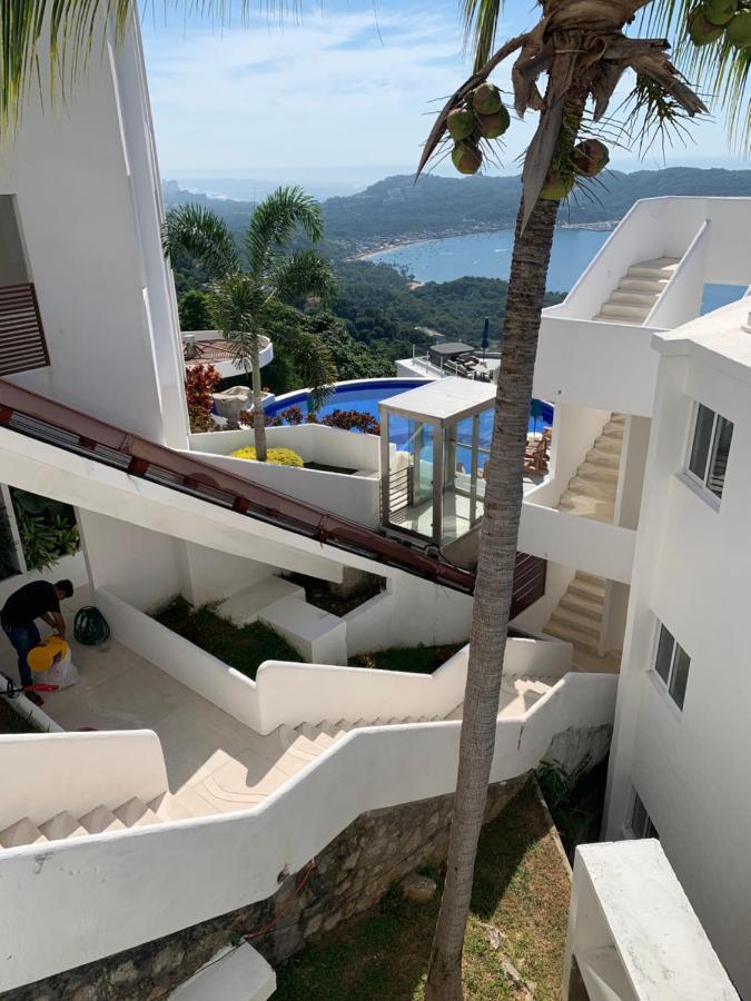 La De Almudena * Acapulco