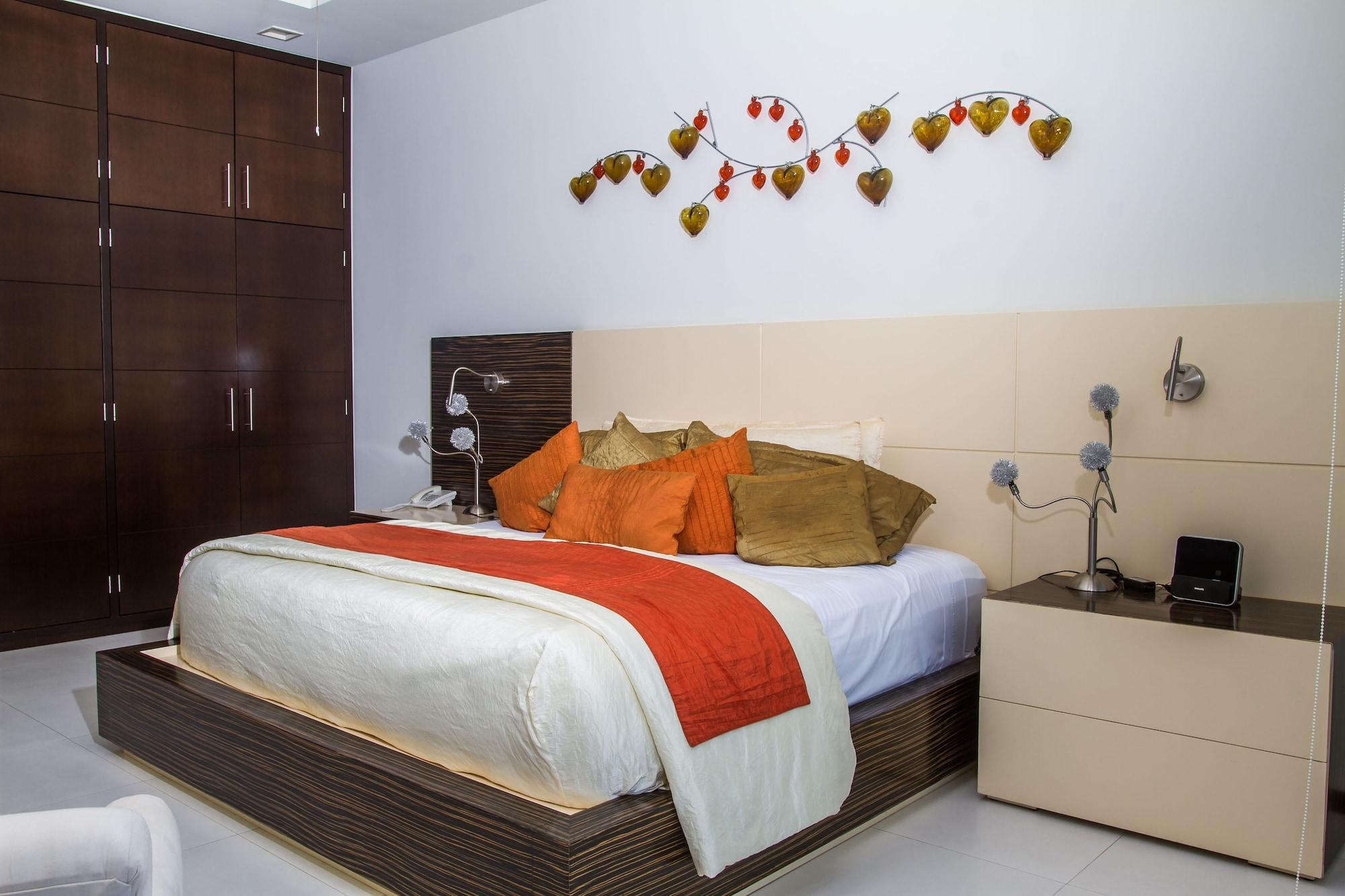 B Pichilingue & Club Apartahotel Acapulco