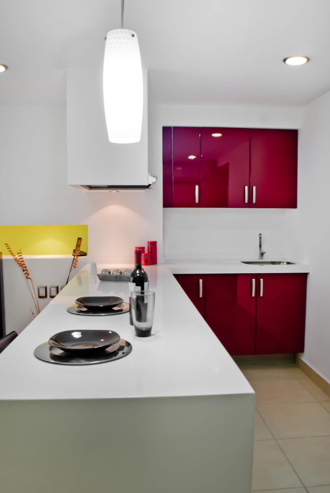 Ramada By Wyndham & Hotel 4*
