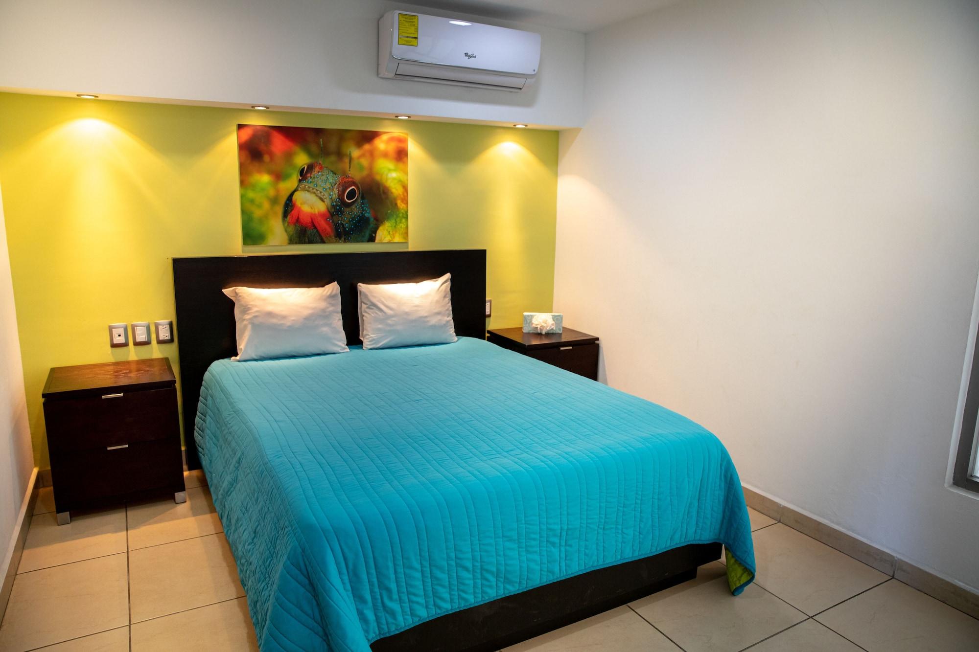 Ramada By Wyndham & Hotel 4*
