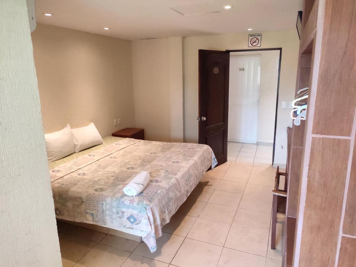 Ashly Hotel Acapulco