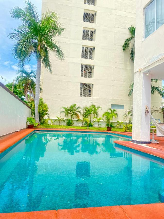 Best Location Steps From The Beach Acapulco