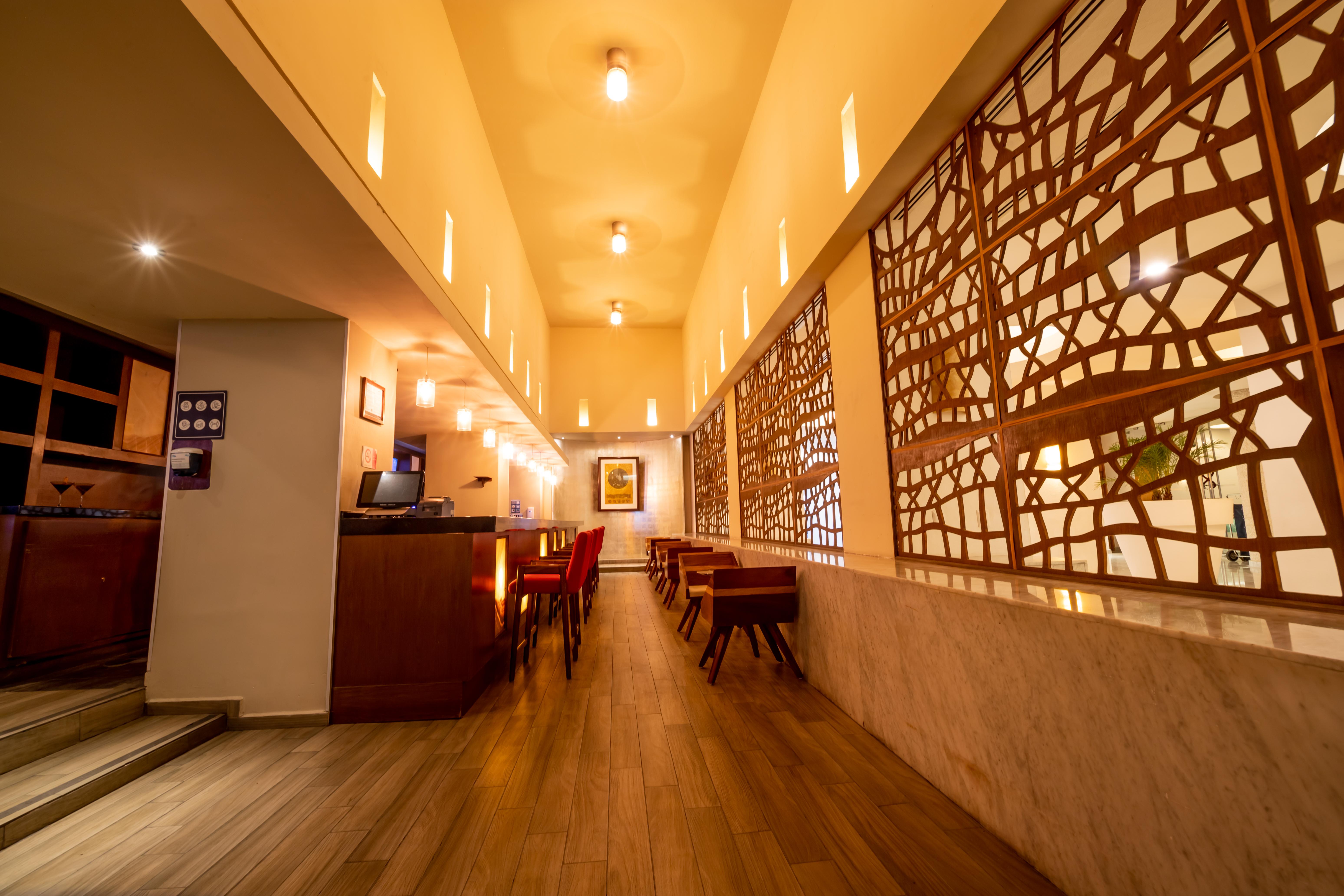 Hotel Emporio 5*