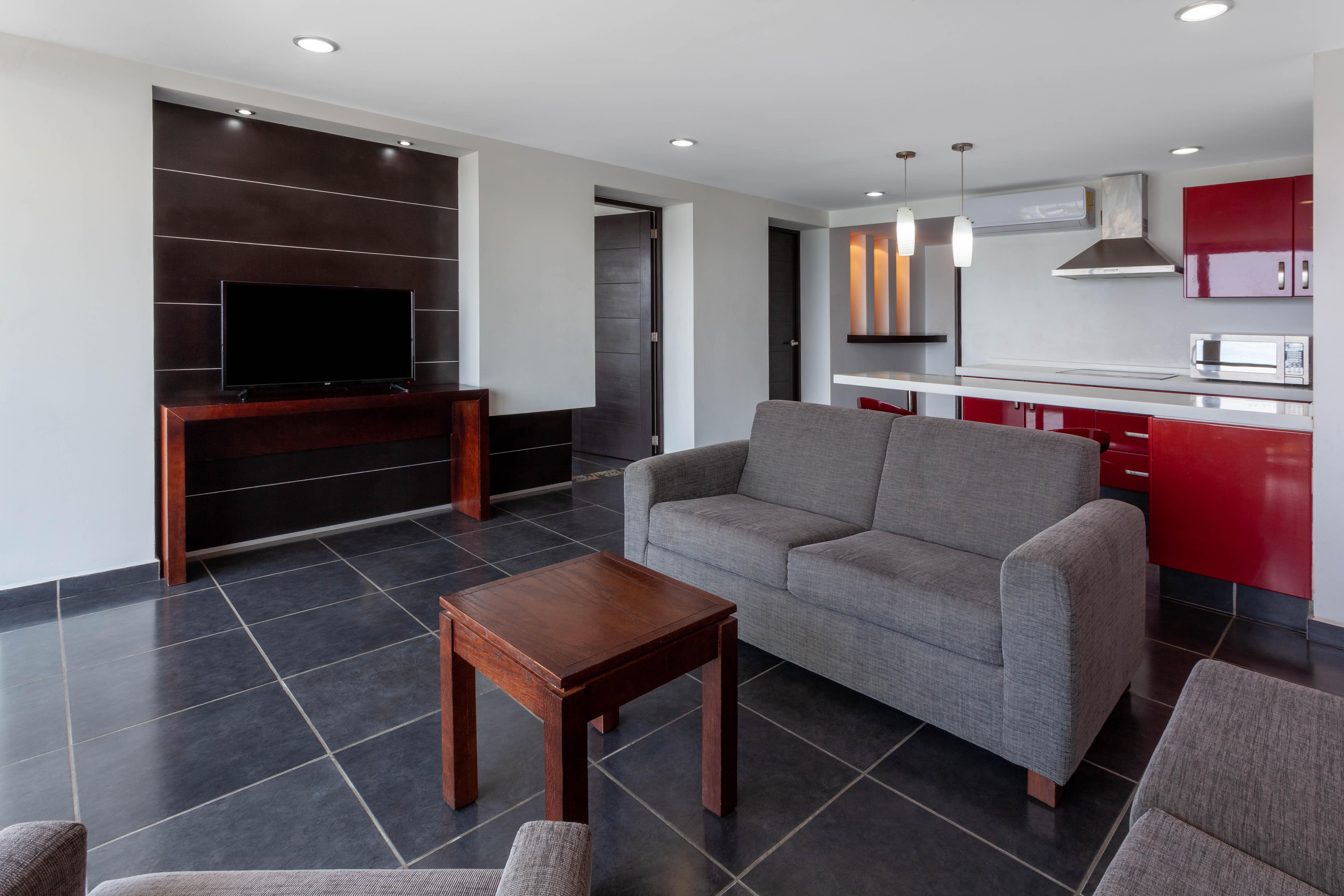 Ramada By Wyndham &