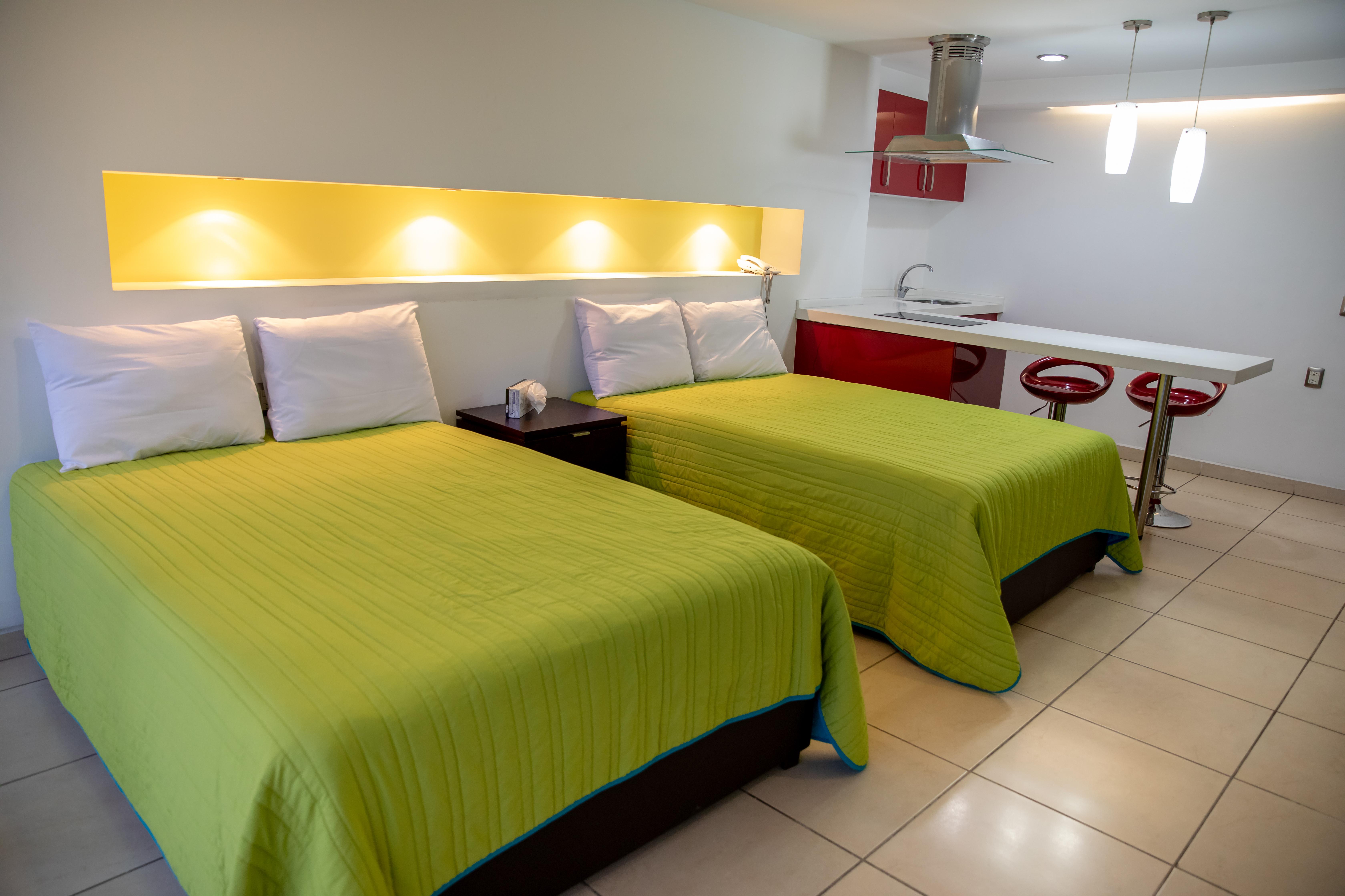 Ramada By Wyndham & Hotel 4*