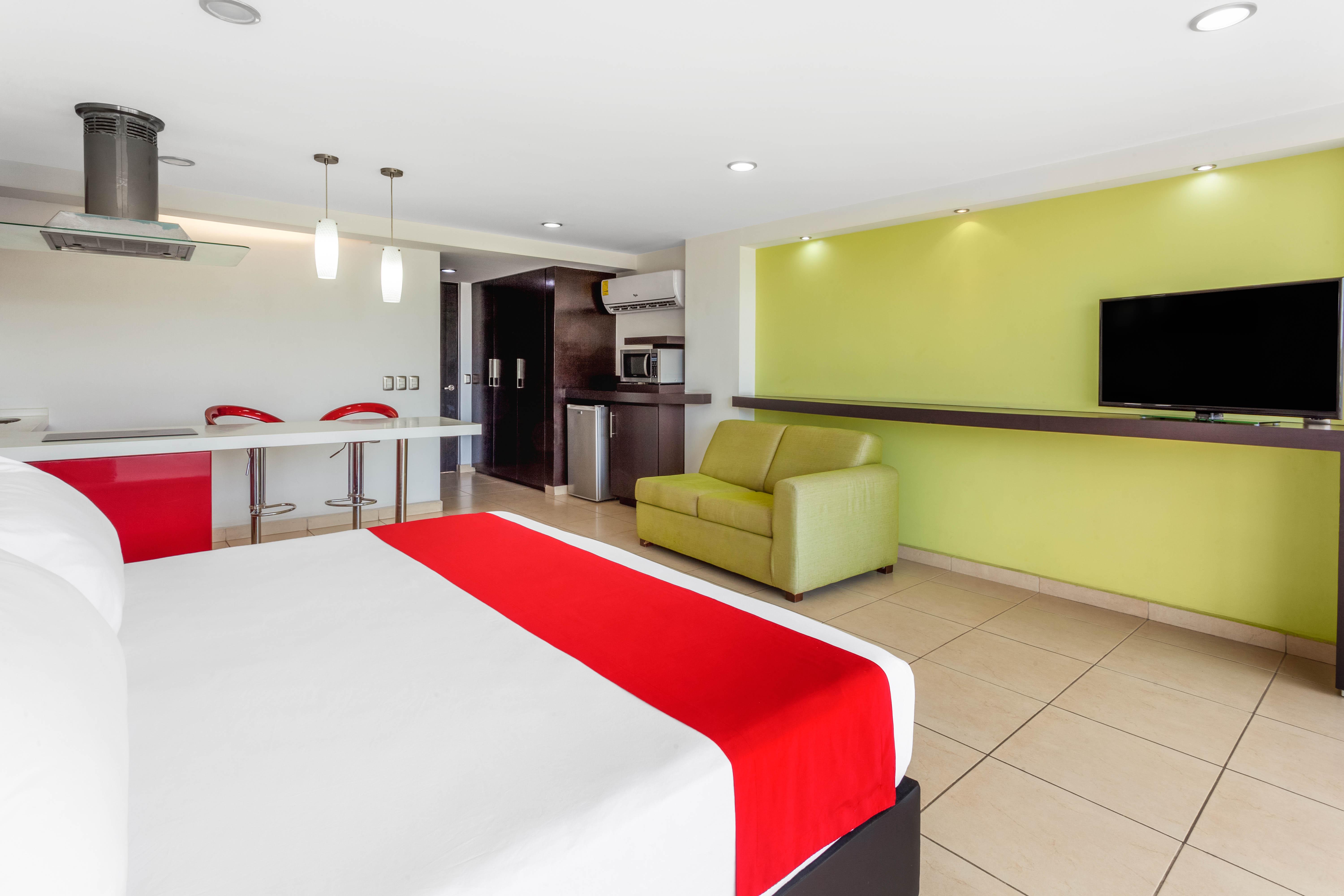 Ramada By Wyndham & Acapulco