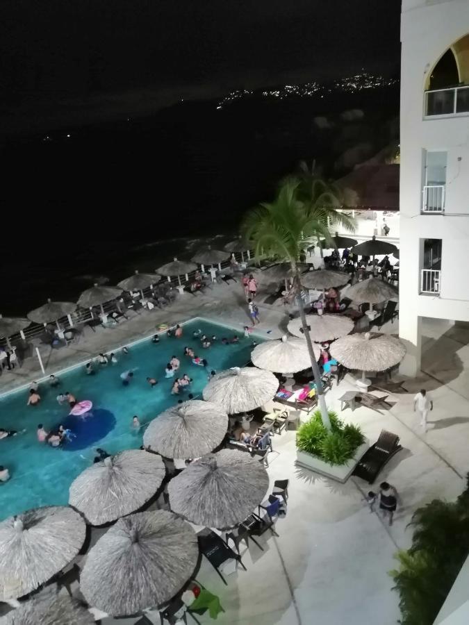 Bonita Torres Gemelas Apartahotel Acapulco