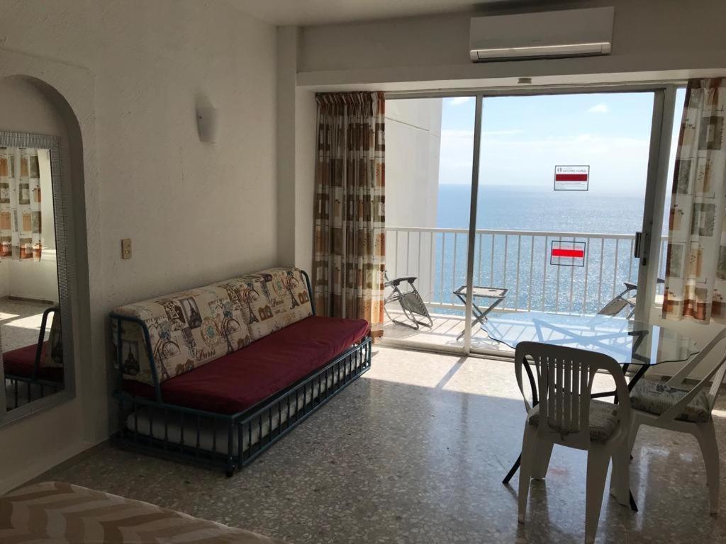 Frente Al Mar En Torres Gemelas Apartamento
