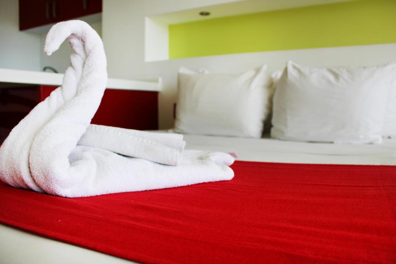 Ramada By Wyndham & Hotel