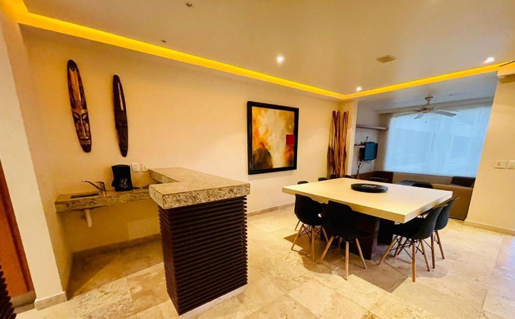 Exclusivo Departamento Con Acceso A Playa Acapulco