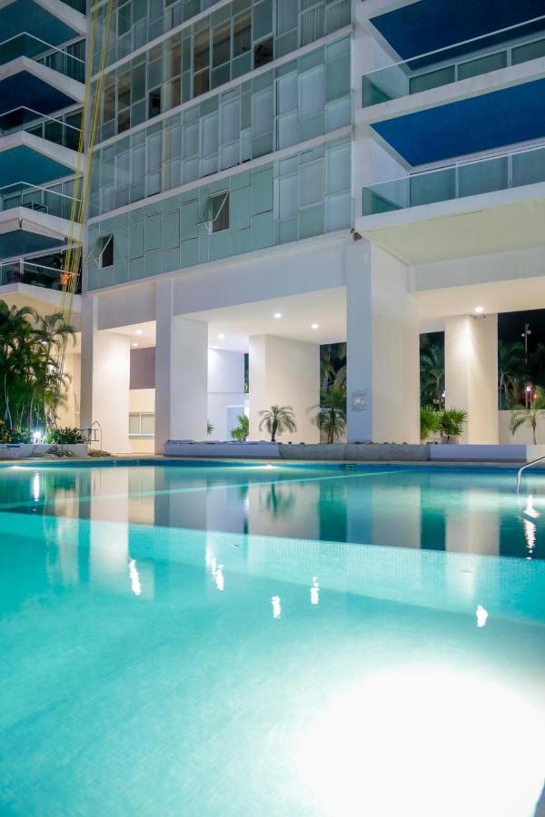 Hostpal Acqualina Skylife Apartment *