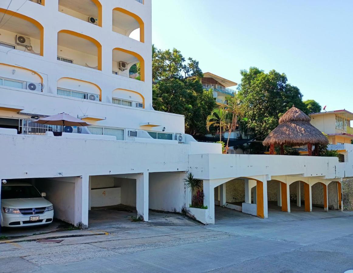 Apartamento Twin Towers Tres Mares *