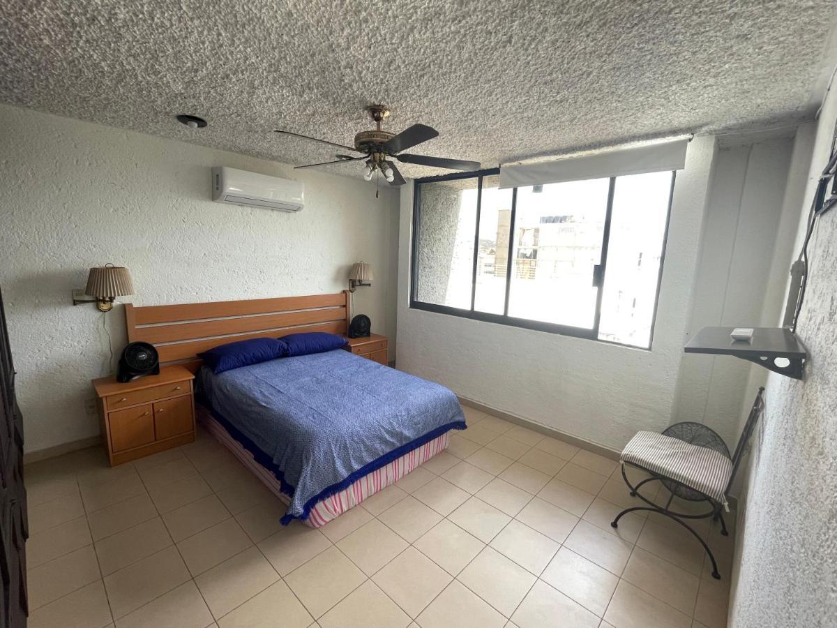 Roca Sola, Departamento Privado Con Vista Al Mar, Alberca, Terraza Y Aire Acondicionado *