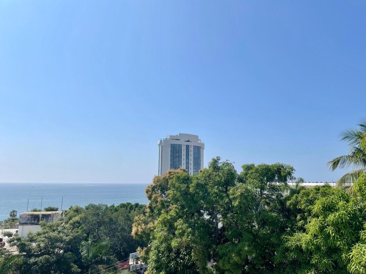 Roca Sola, Departamento Privado Con Vista Al Mar, Alberca, Terraza Y Aire Acondicionado *