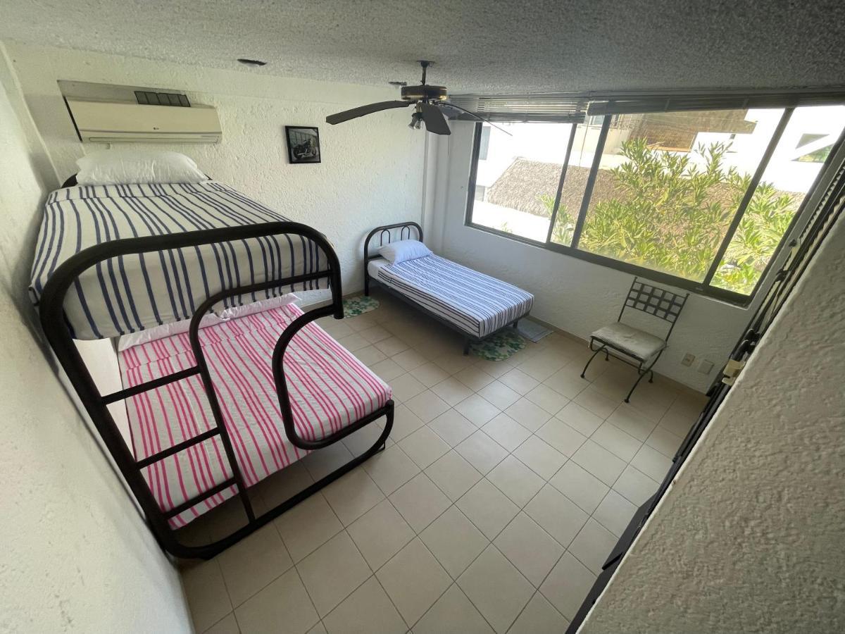 Roca Sola, Departamento Privado Con Vista Al Mar, Alberca, Terraza Y Aire Acondicionado