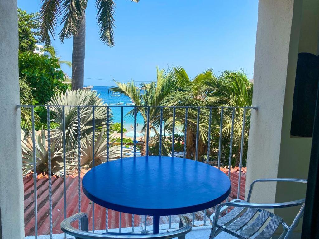 Acamar 4*