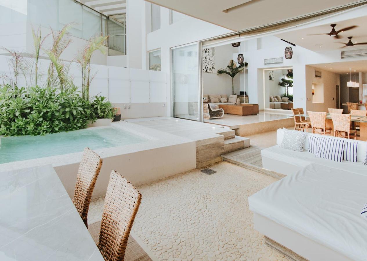 Apartment Luxury Beachfront Penthouse Acapulco
