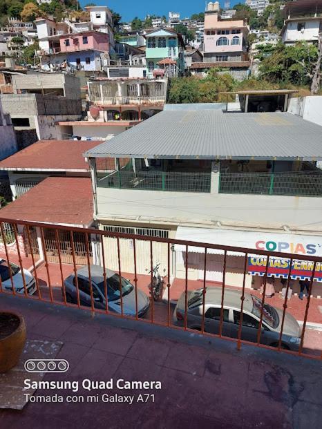 La Quebrada Hotel cápsula Acapulco