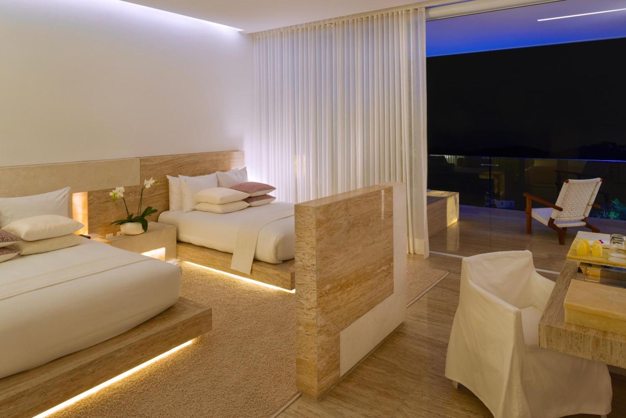 Encanto Hotel 5*