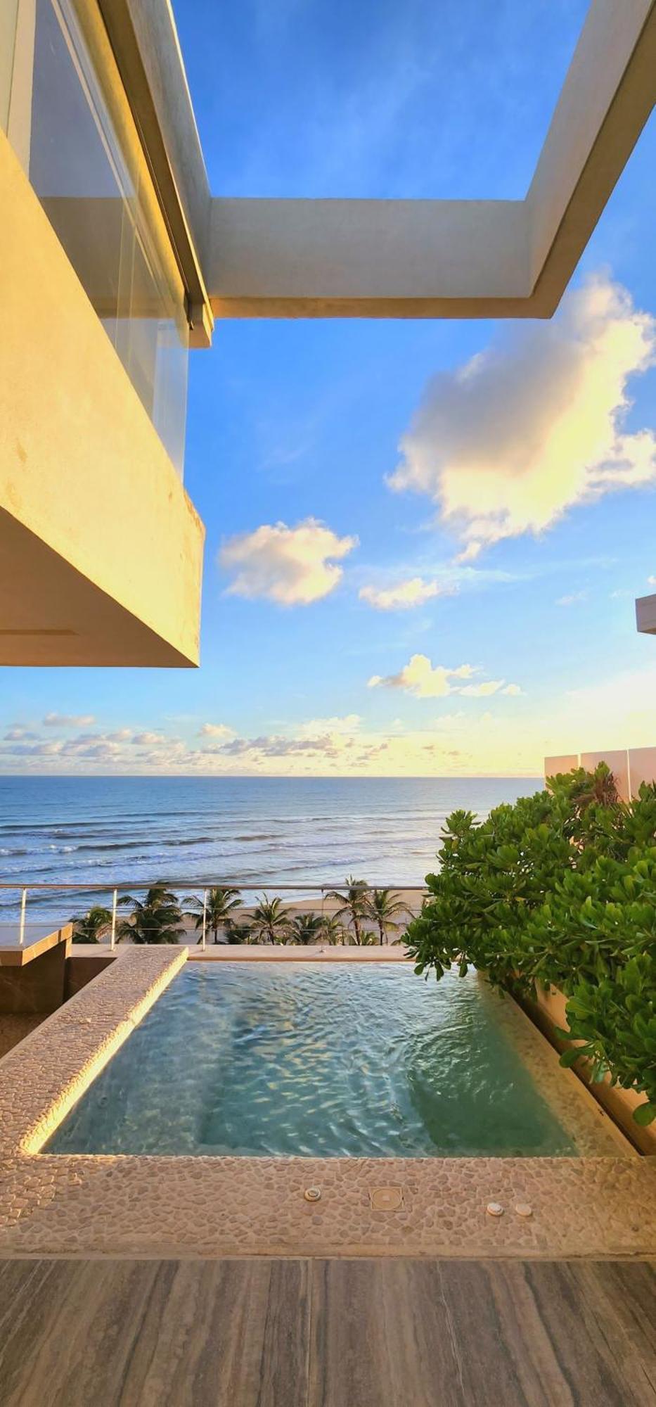 Apartment Luxury Beachfront Penthouse