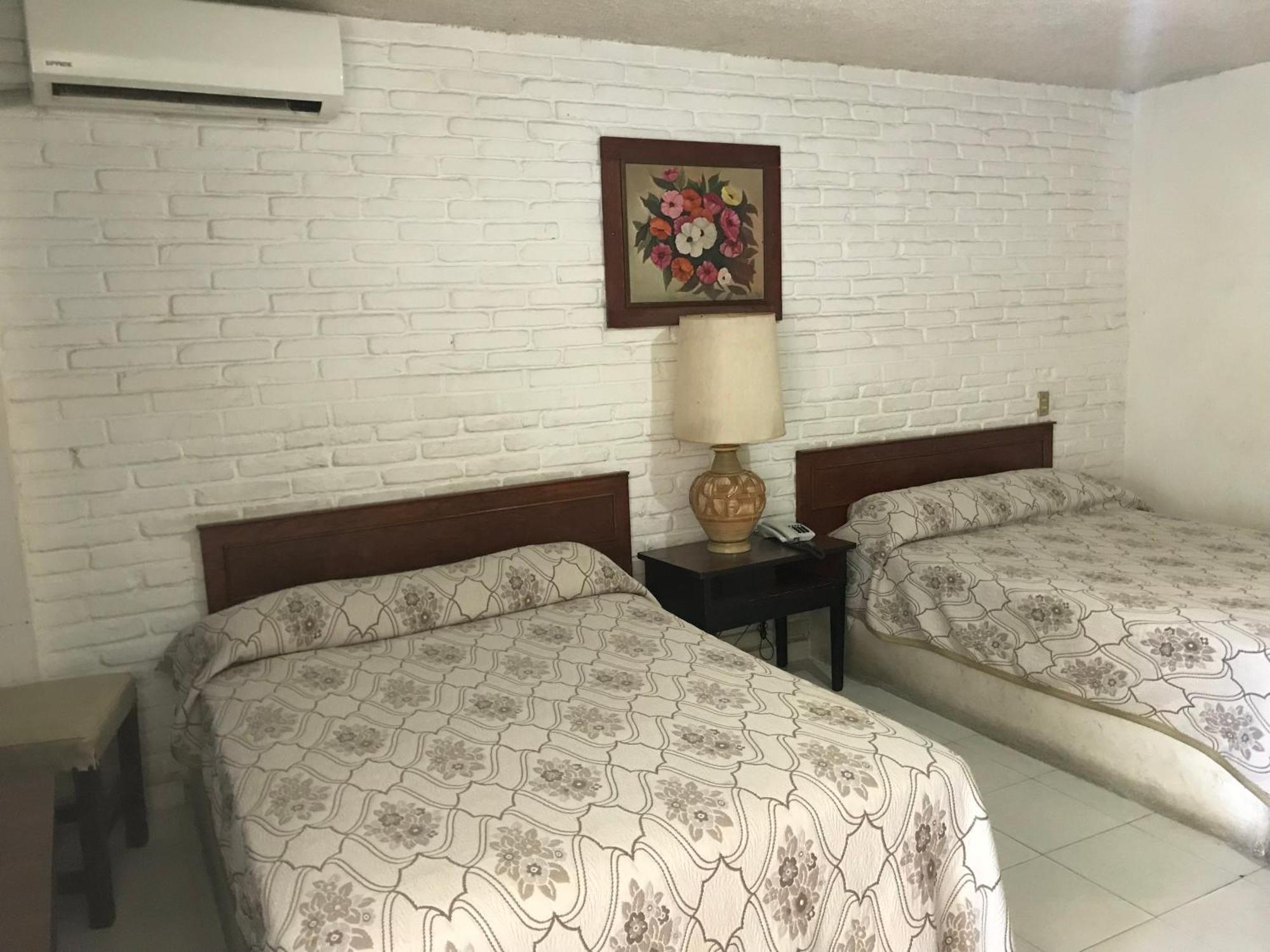Hamacas Hotel 2*