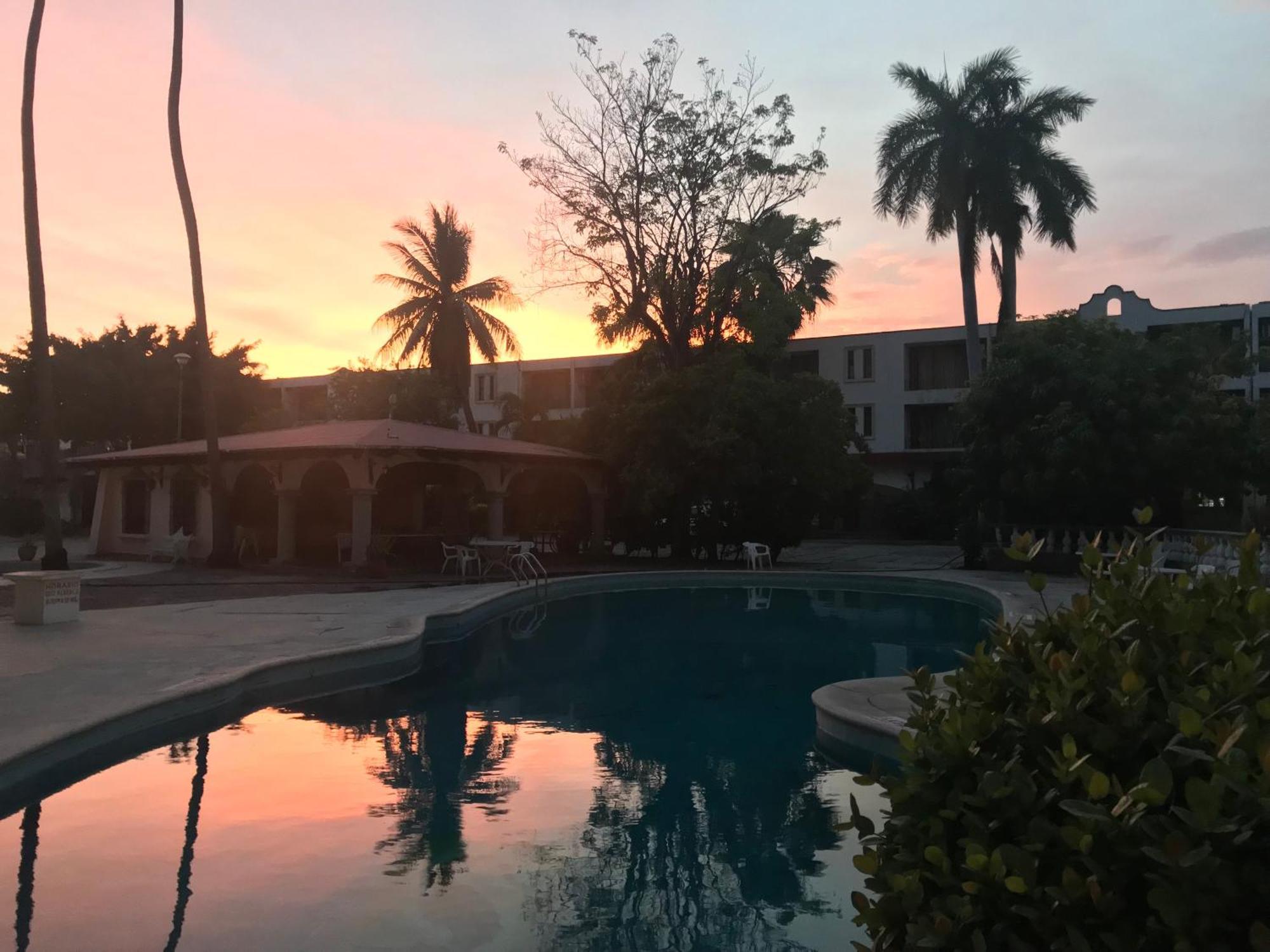 Hamacas Hotel 2*