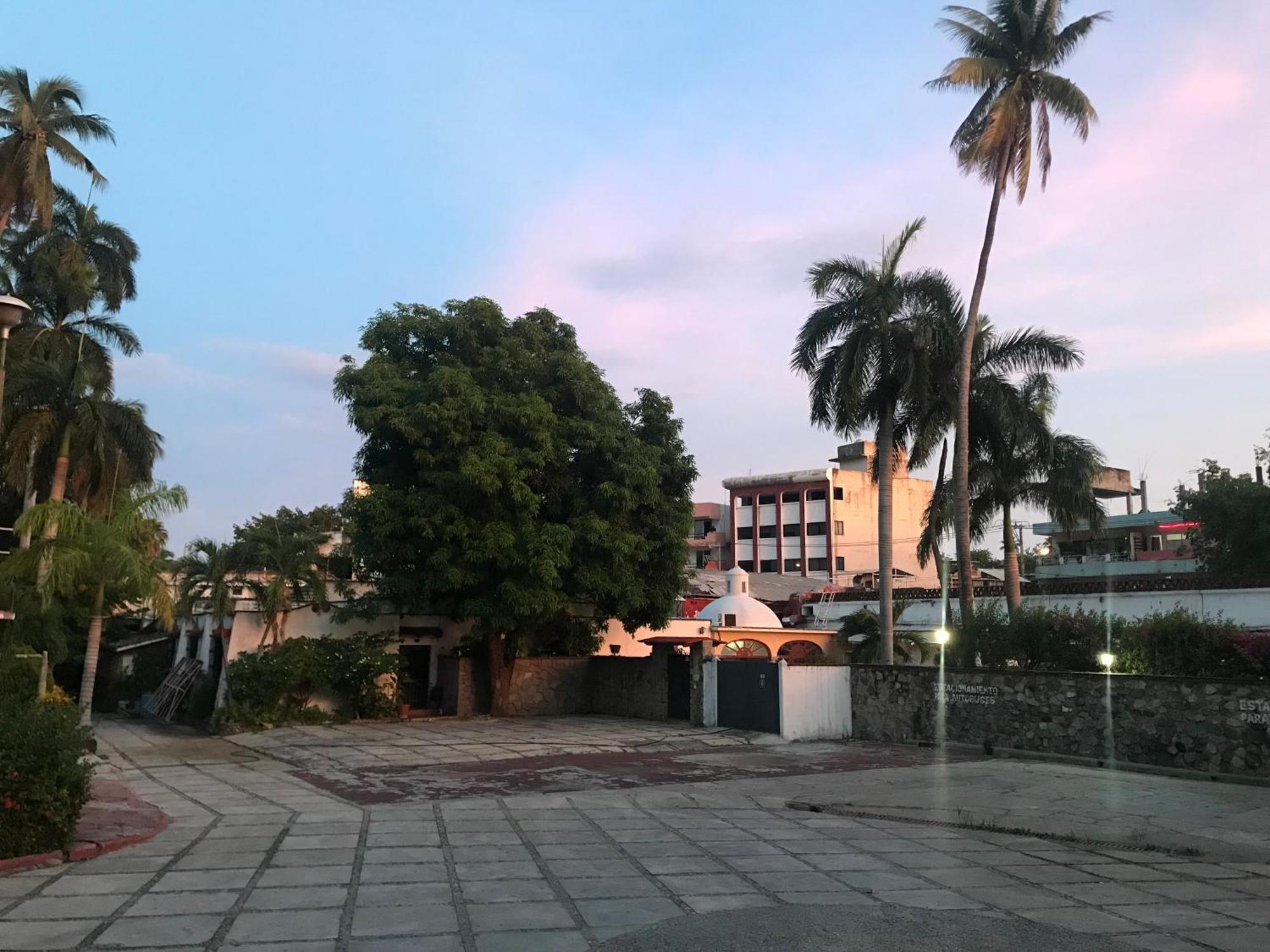 Hamacas Hotel 2*