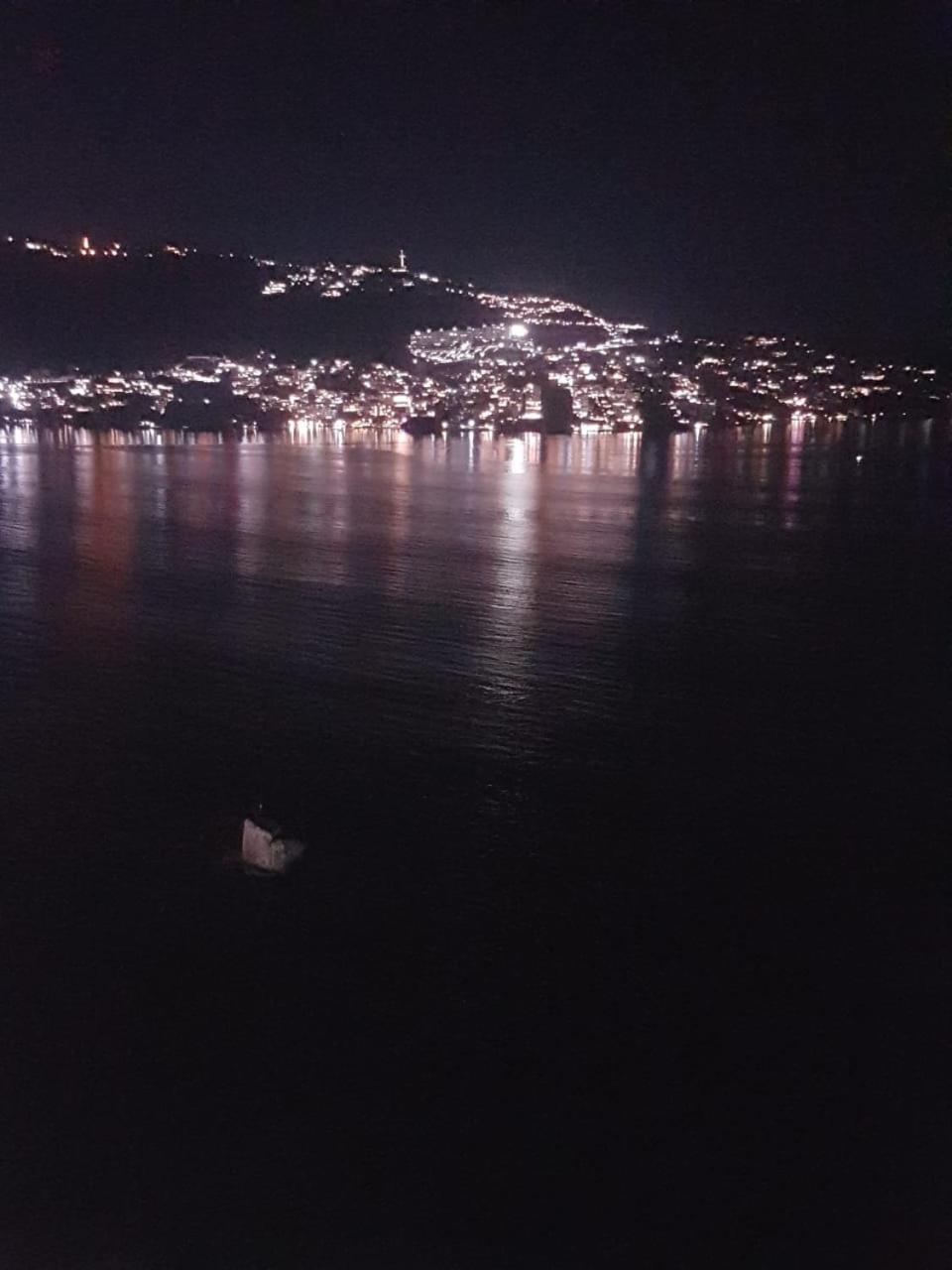 Torres Gemelas Plata 311 Acapulco