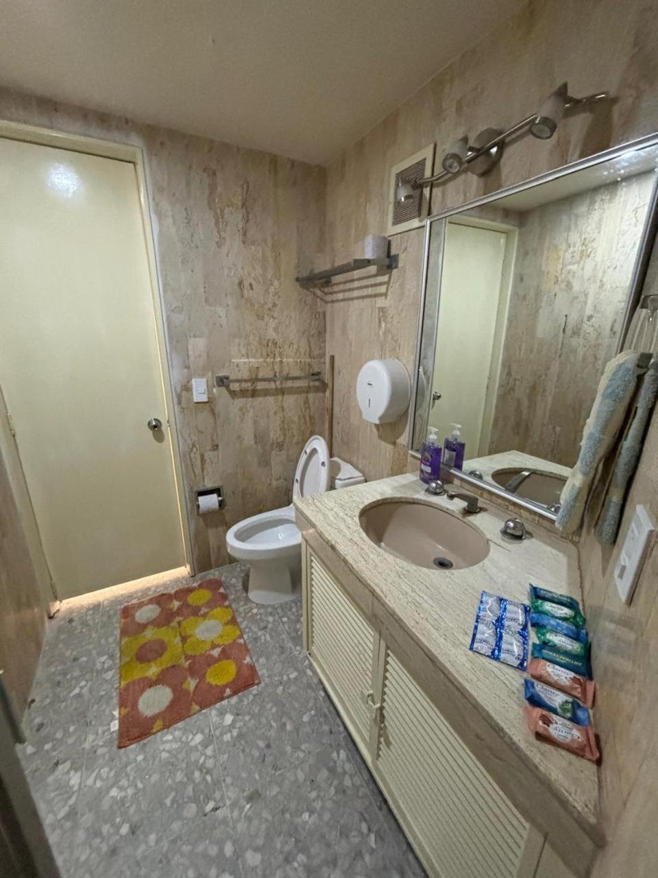 Playa Dorada Apartamento *