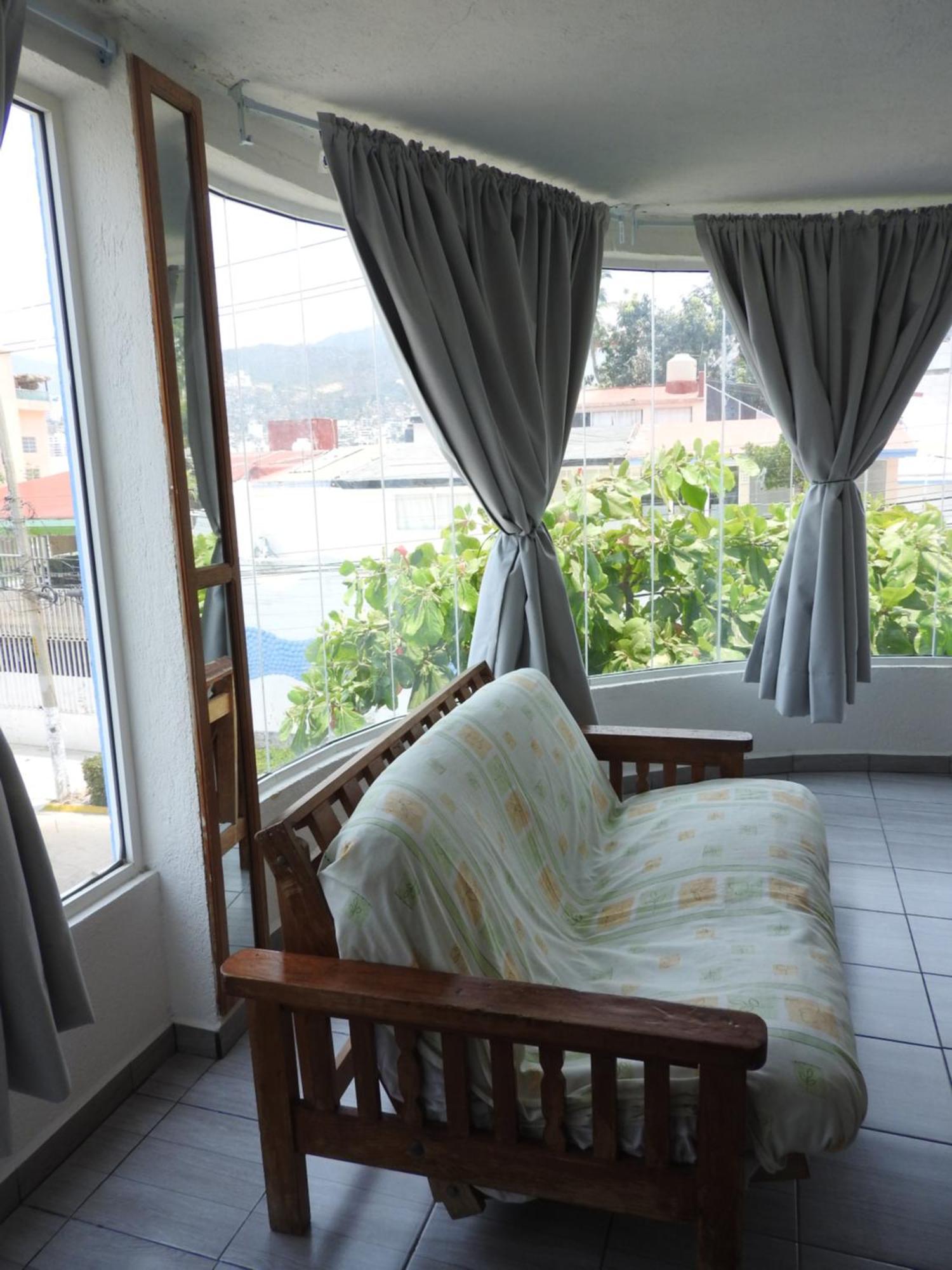 Balcones De Costa Azul