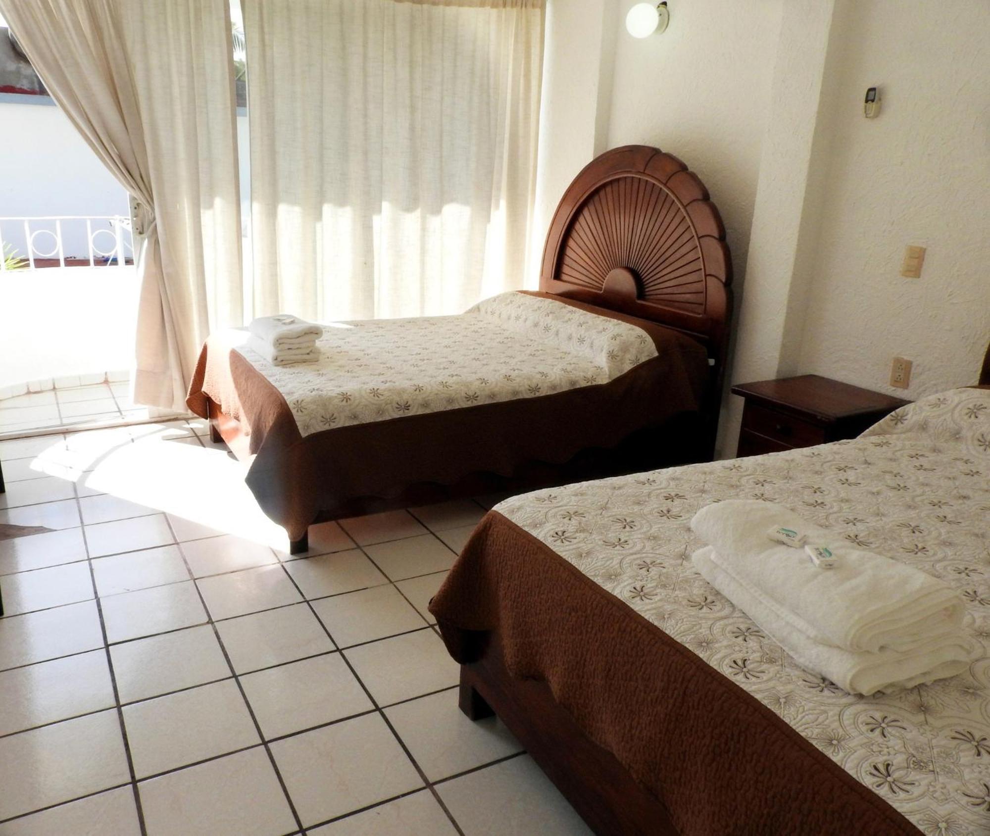 Balcones De Costa Azul Hotel *