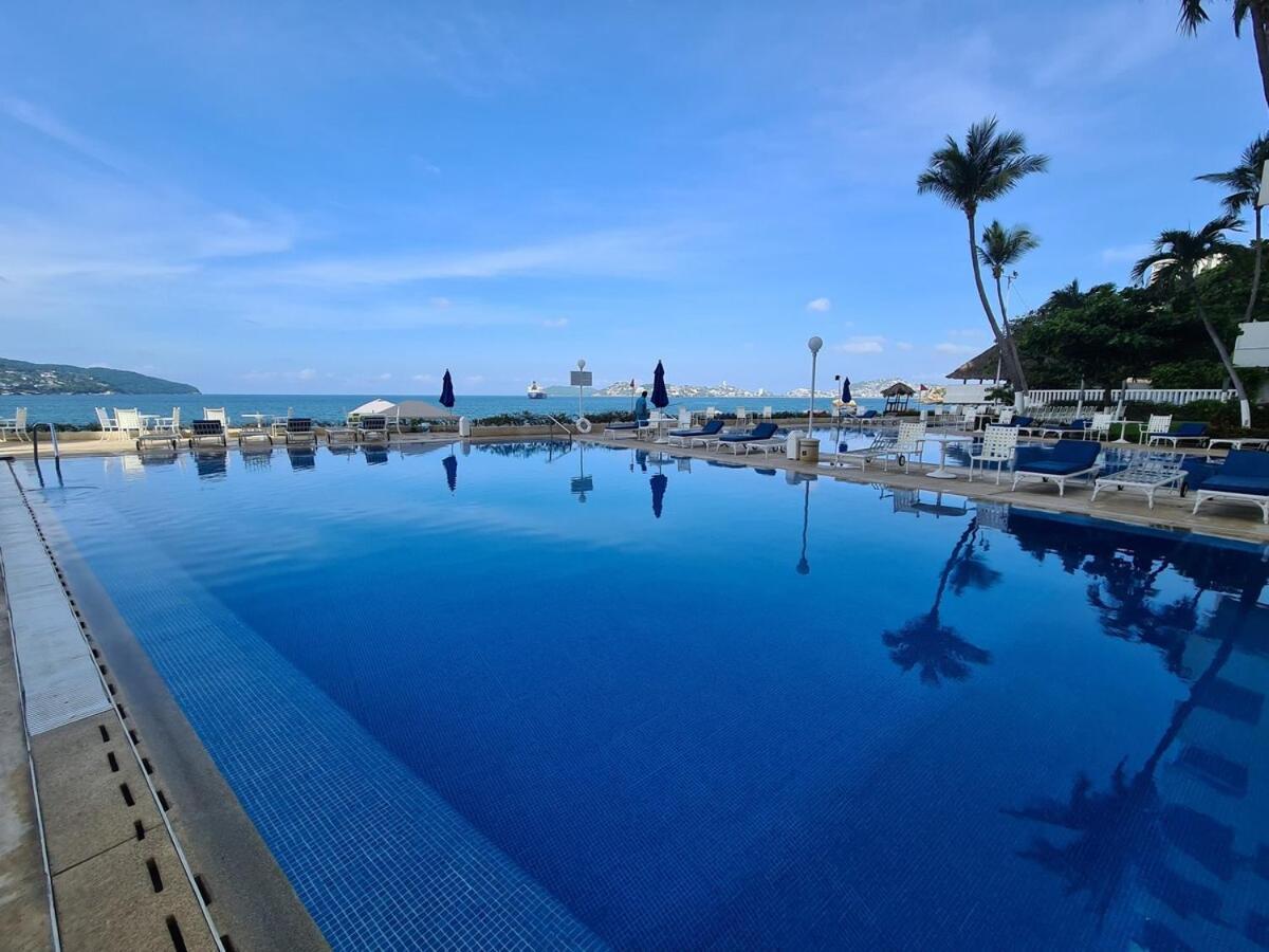 Great Beachfront Condo,11th Floor, Great View! Apartamento