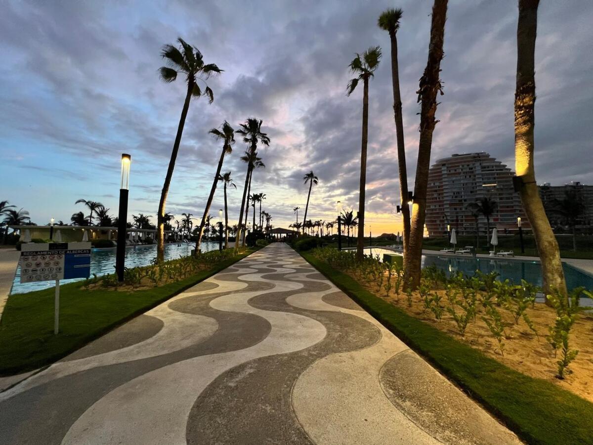 Diamante La Isla Residences &