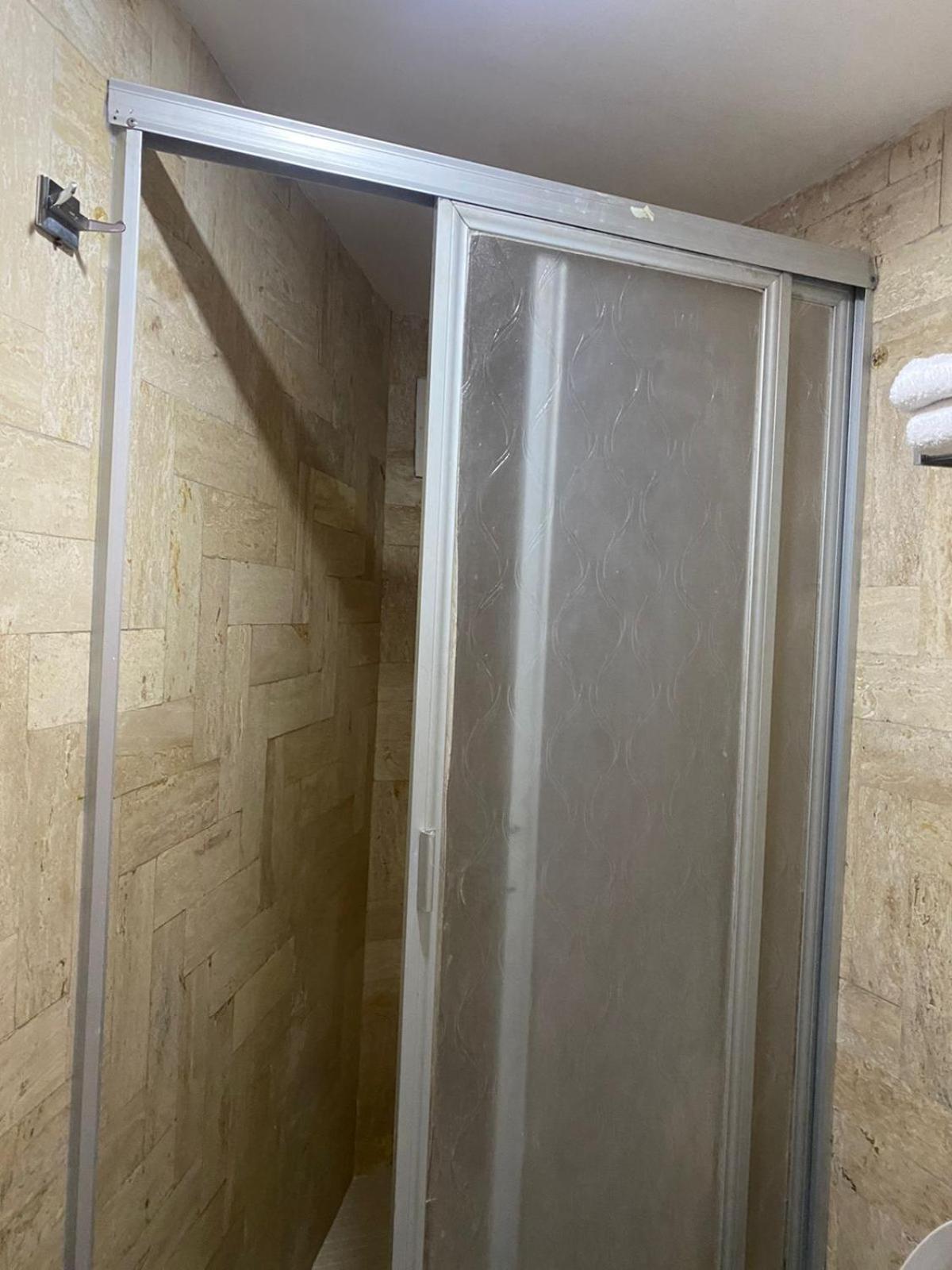 Estudio En Torres Gemelas Apartamento