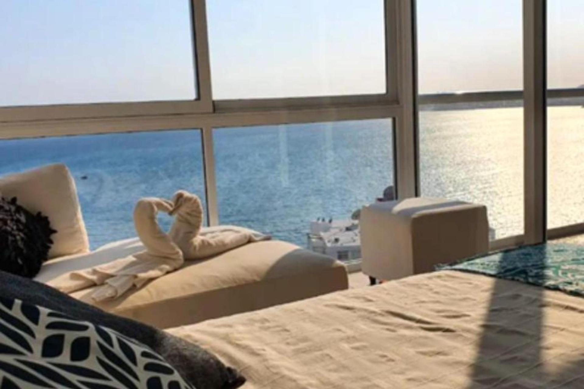 Apartamento Frente Al Mar En