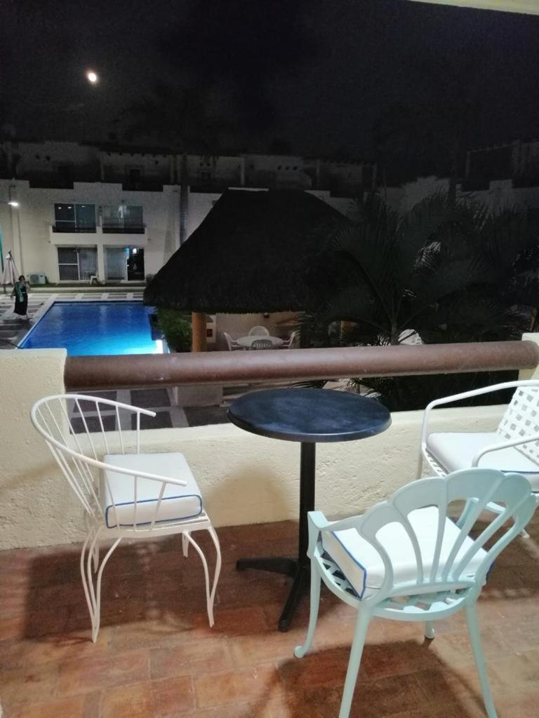 Fiji Acapulco