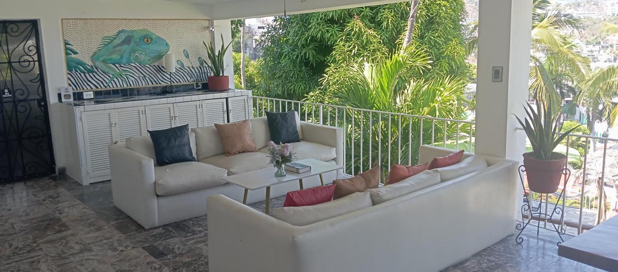 Casa Breizh Pensión Acapulco