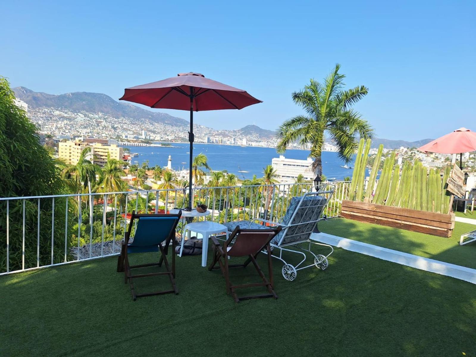 Casa Breizh Pensión Acapulco