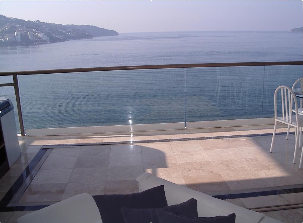 Amarea Kitchenette Breakfast Apartment Acapulco
