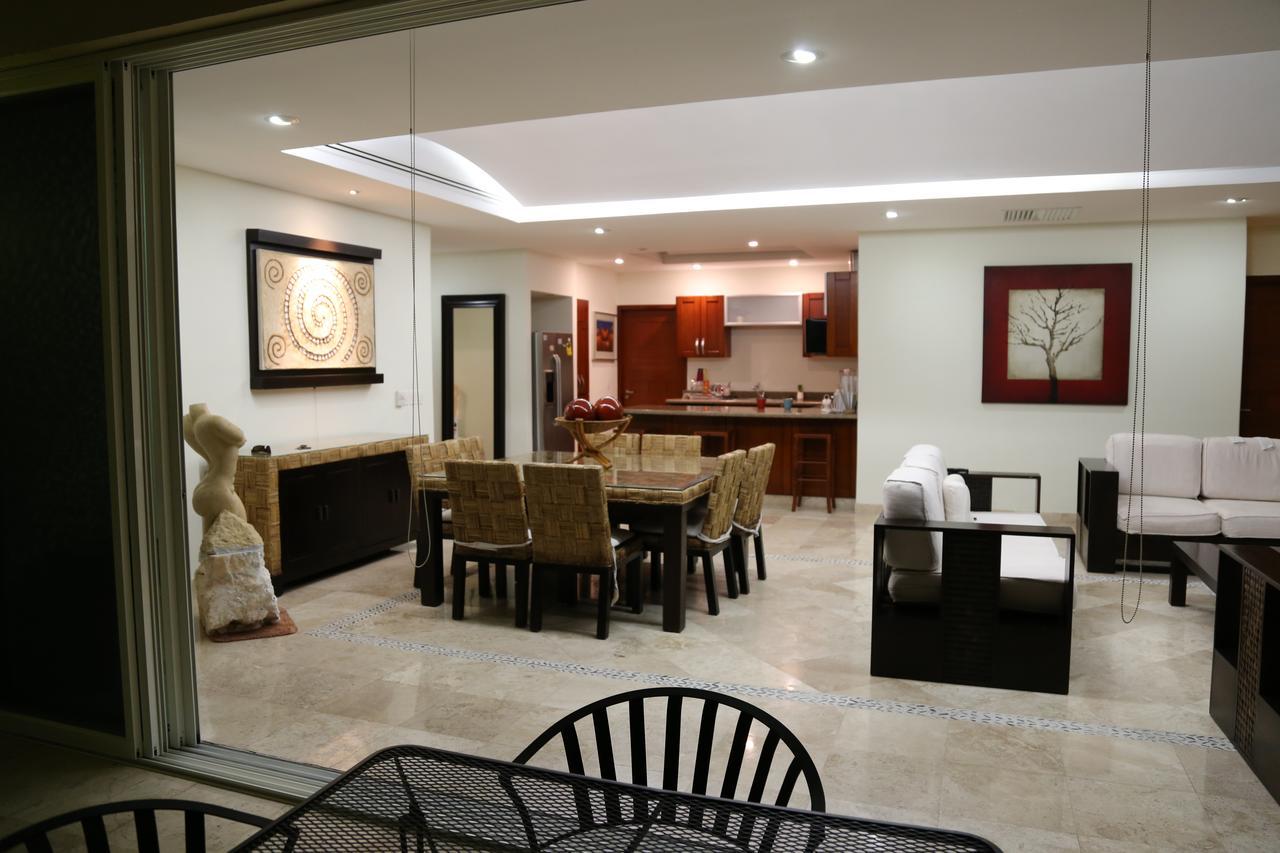 Pichilingue Esmeralda Apartment *