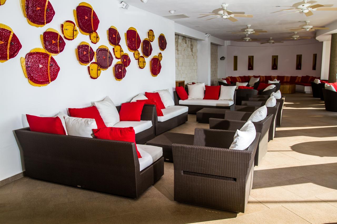 B Pichilingue & Club Apartahotel