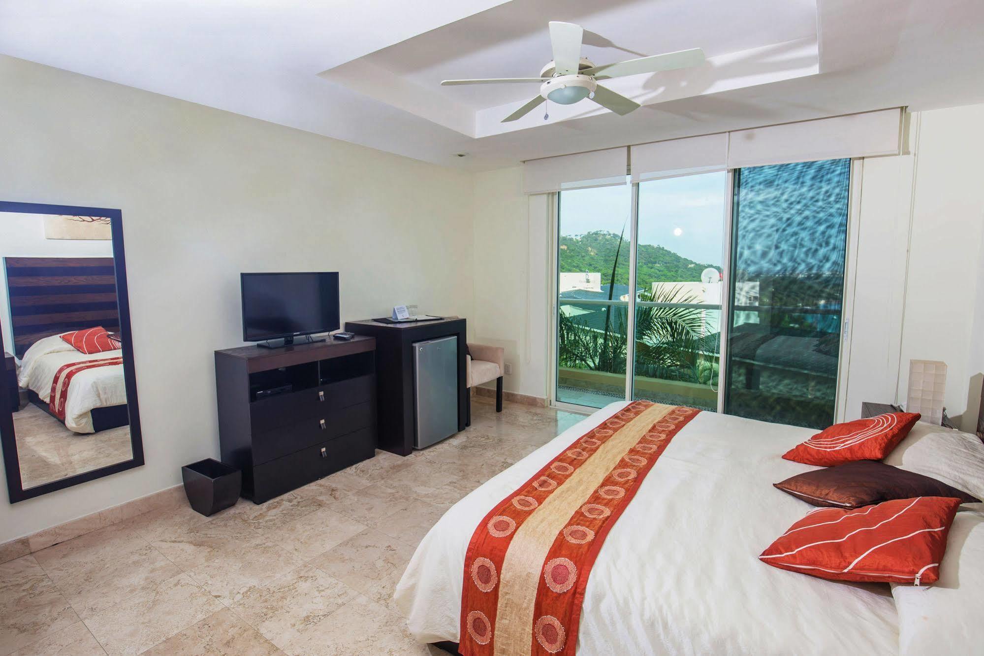 Apartahotel B Pichilingue & Club 5*