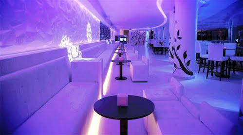 B Pichilingue & Club Apartahotel