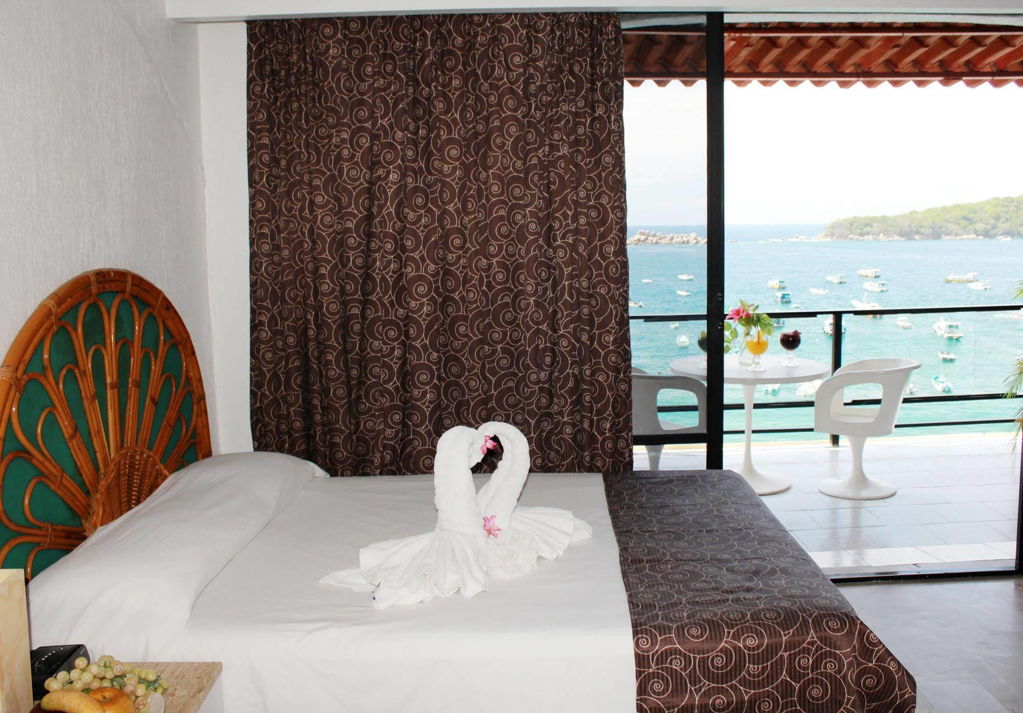 Hotel Acamar 4*