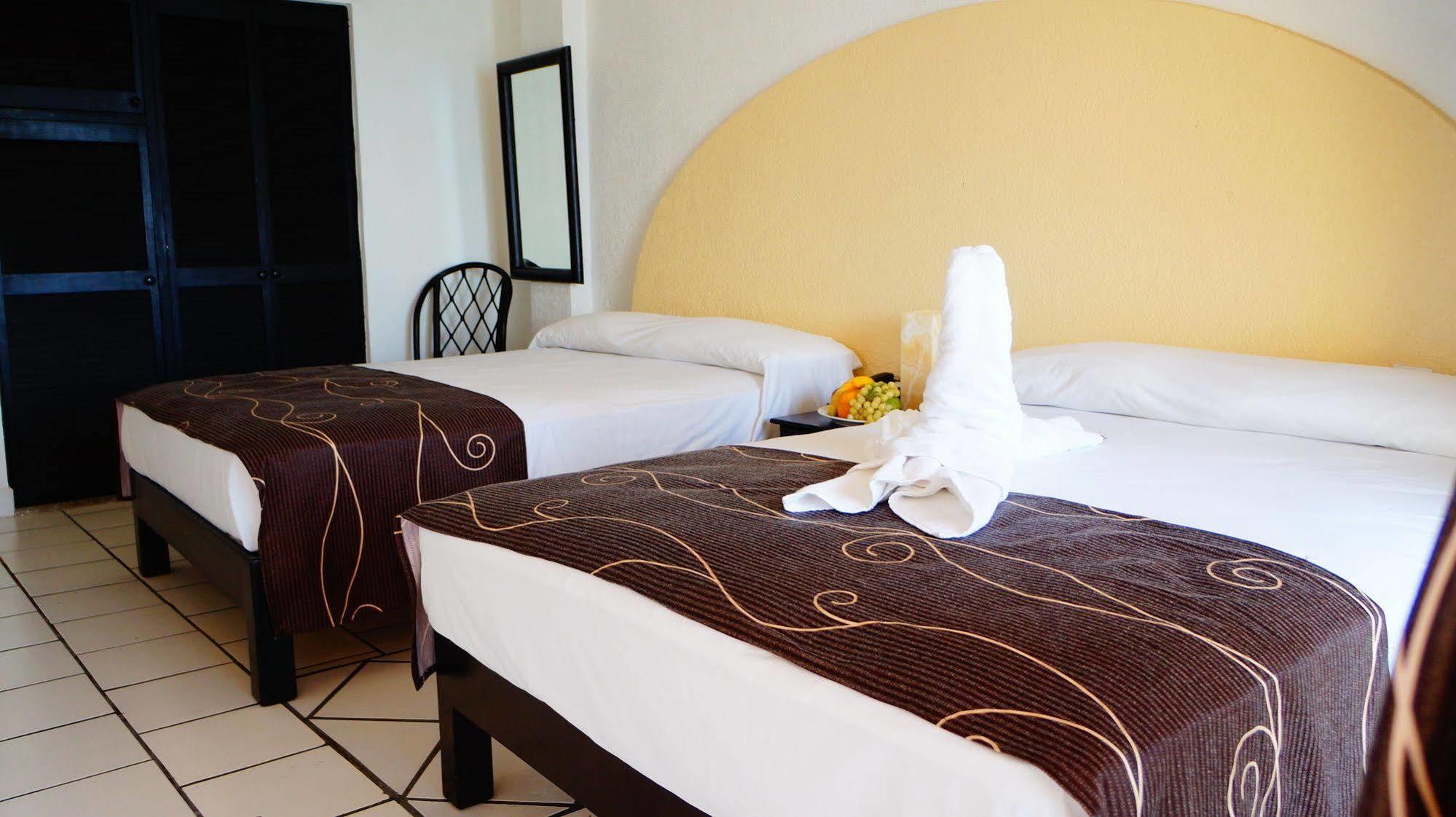 Acamar Hotel 4*