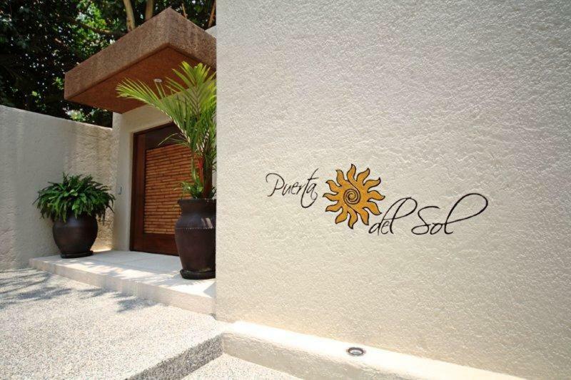 Puerta Del Sol Villa *