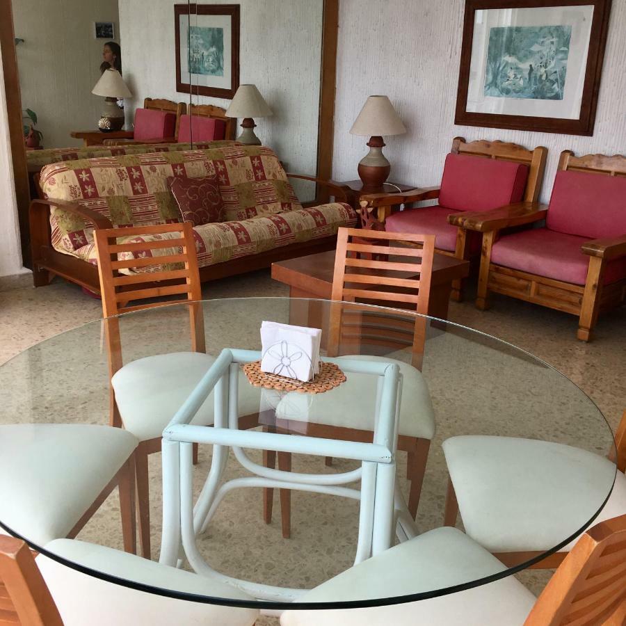 Deparmento En Cabo Marques Diamante Con Vistas Y Atardeceres Espectaculares, Acceso A La Playa, Wifi, Restaurtante, 6 Personas * Acapulco