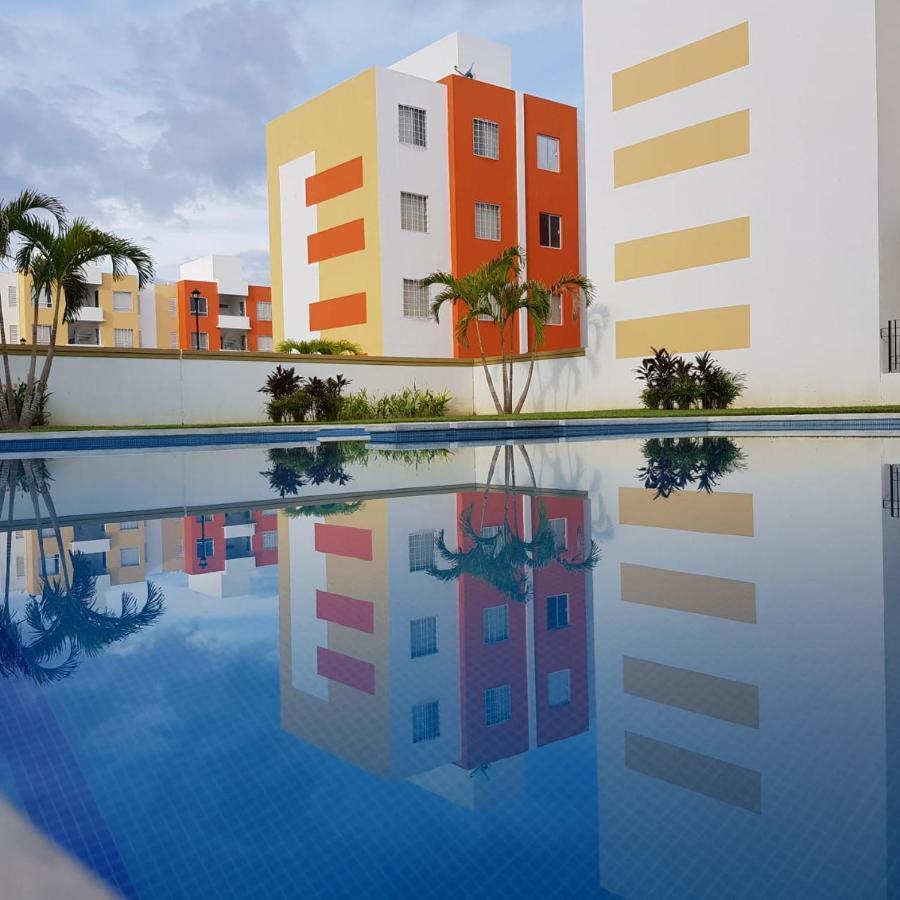 Víctor House *